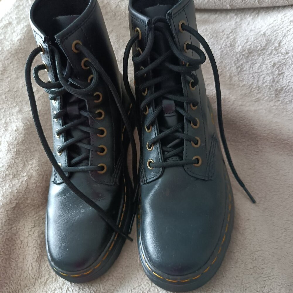 **Step into Iconic Style with Dr. Martens 1460 Women's Smooth Leather Boots**